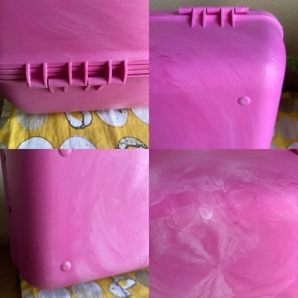 Vintage Caboodles hot pink and purple 2 tier convertible makeup case